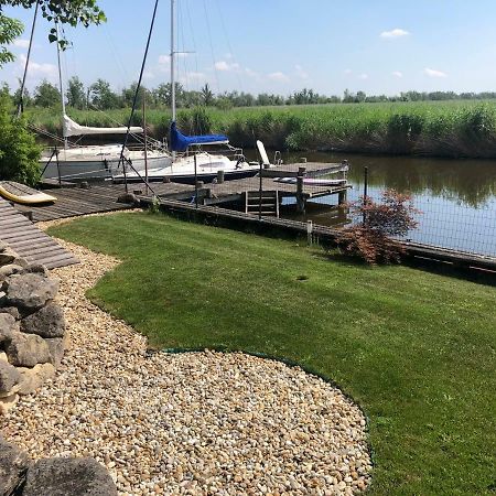 25h GARDEN Apartment LUXURY PLUS private Beach Neusiedl am See Exterior foto