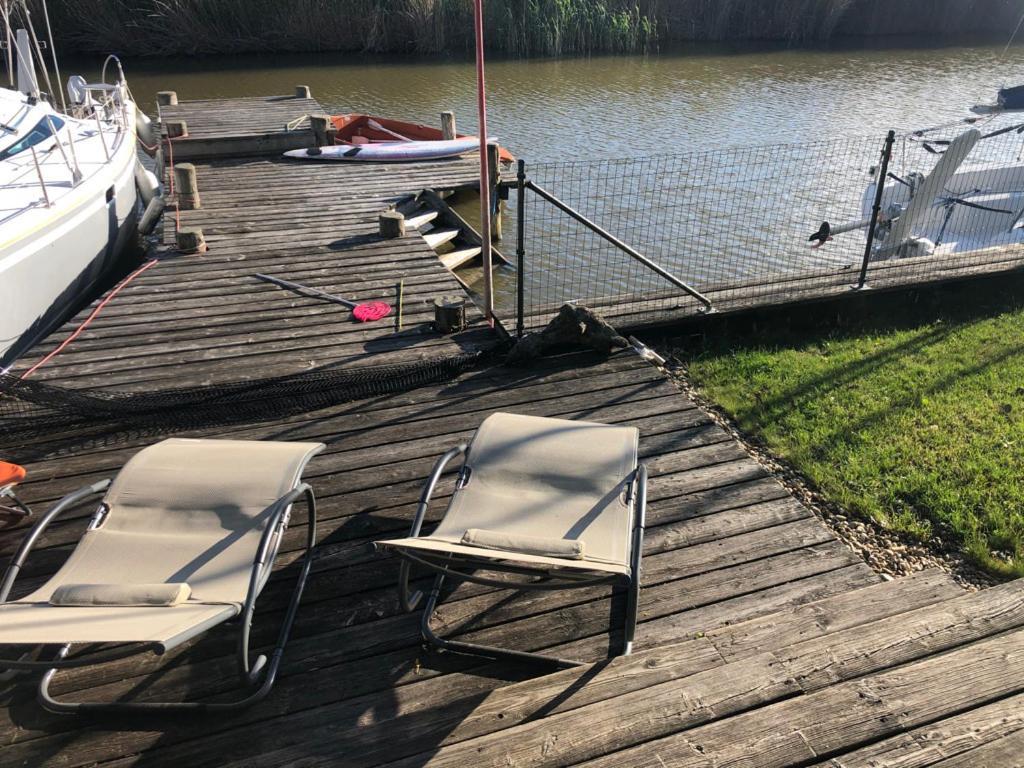 25h GARDEN Apartment LUXURY PLUS private Beach Neusiedl am See Exterior foto
